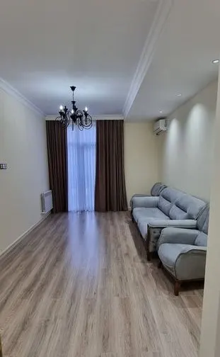 Сдаётся 4-комнатная квартира, 137 м², 1/10 этаж — Мирзо-Улугбекский район