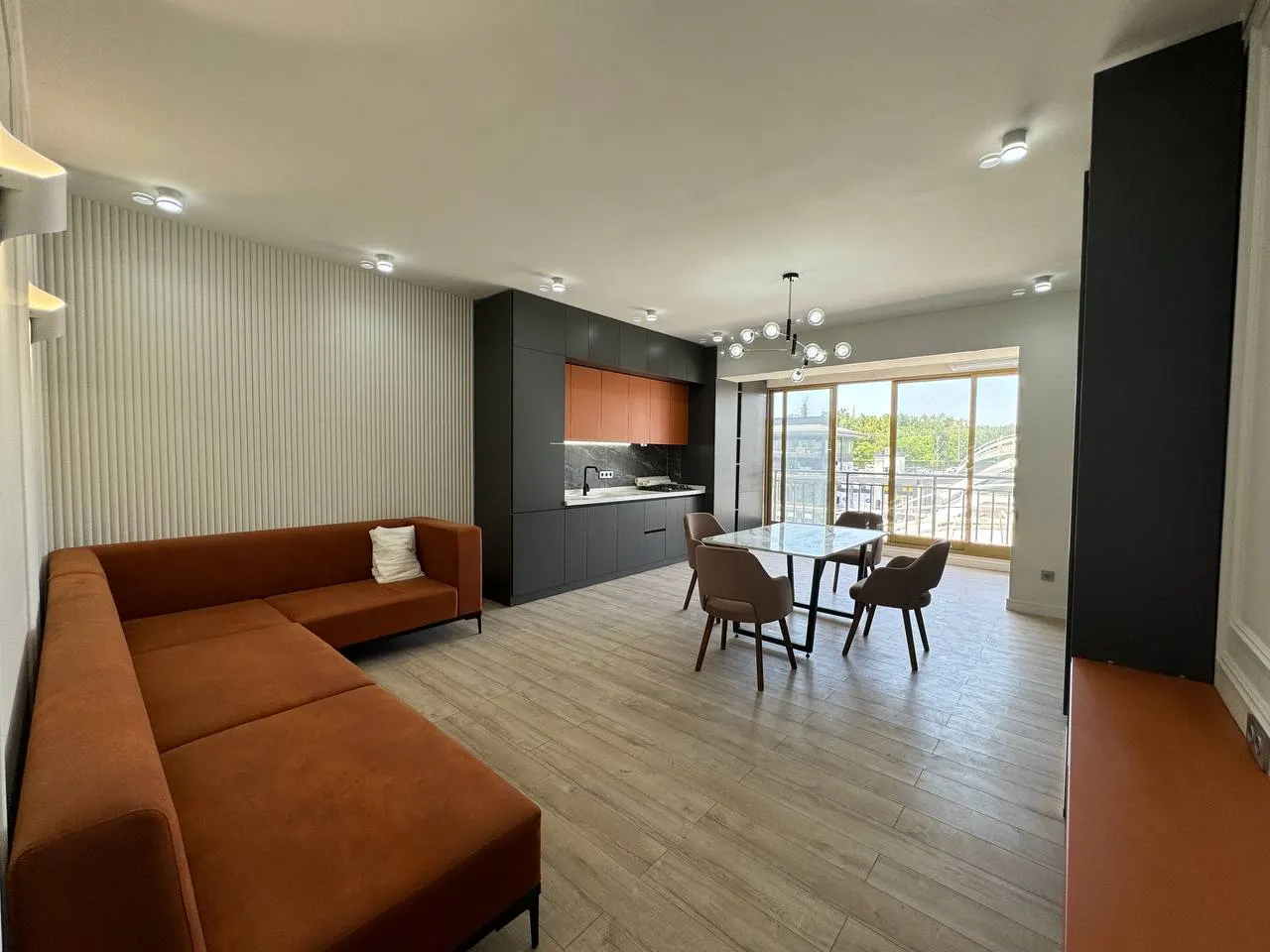 Ижарага берилади 3 хонали квартира, 108 м², 2/7 қават — Яккасарой тумани