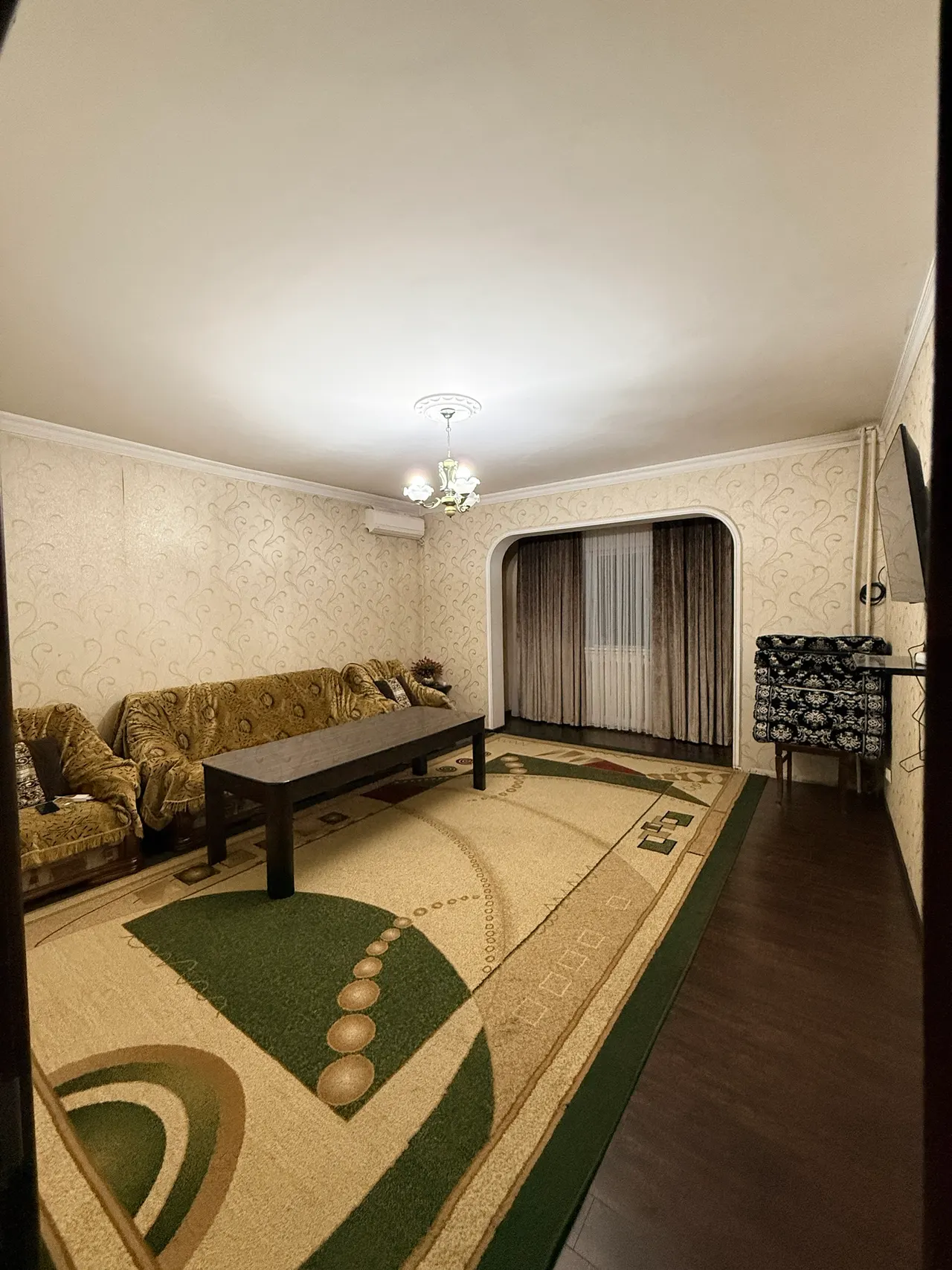 Продаётся 3-комнатная квартира, 73 м², 2/9 этаж — Юнусабадский район