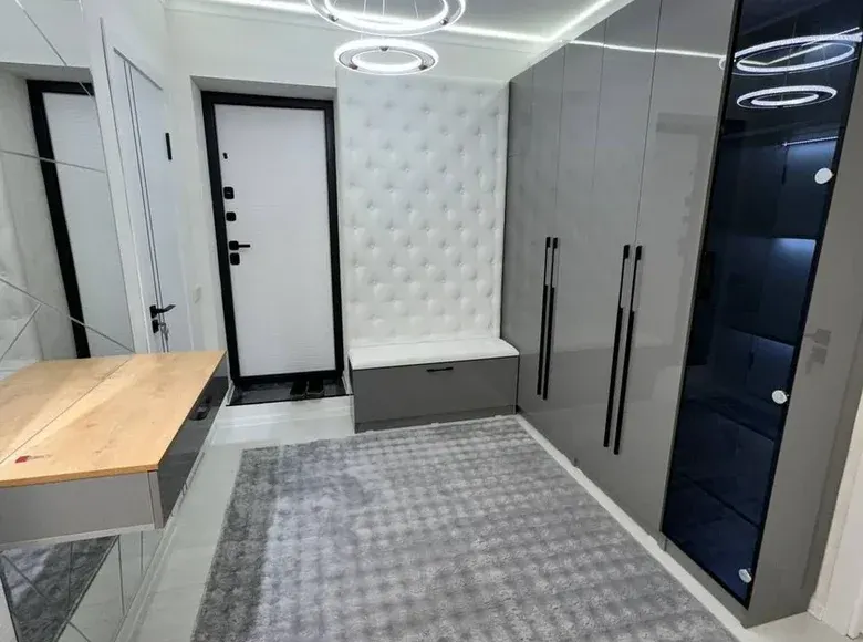 Сотилади 4 хонали квартира, 70 м², 1/4 қават — Чилонзор тумани