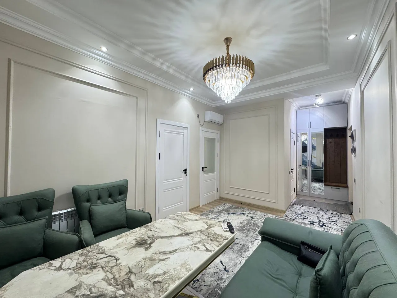 Sotiladi 2 xonali kvartira, 50 m², 5/10 qavat — Yakkasaroy tumani