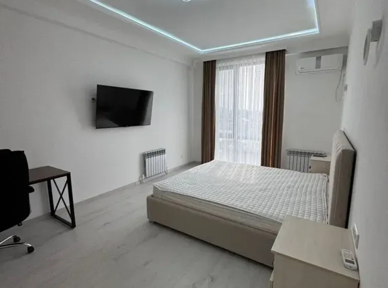 Сотилади 3 хонали квартира, 90 м², 3/10 қават — Мирзо Улуғбек тумани