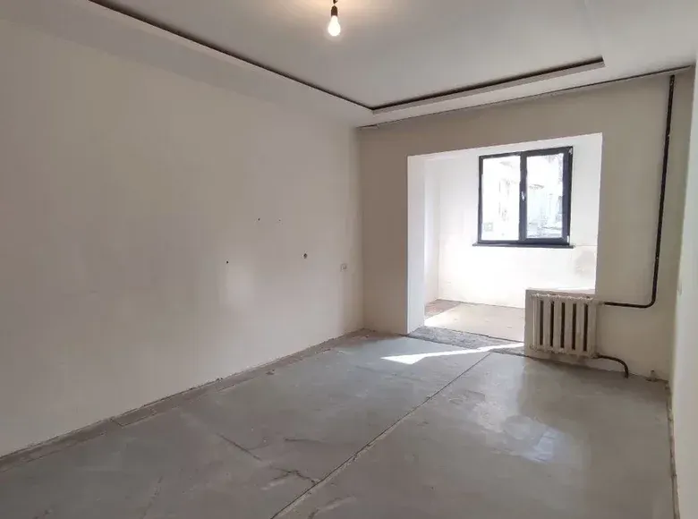 Сотилади 2 хонали квартира, 60 м², 2/4 қават — Юнусобод тумани
