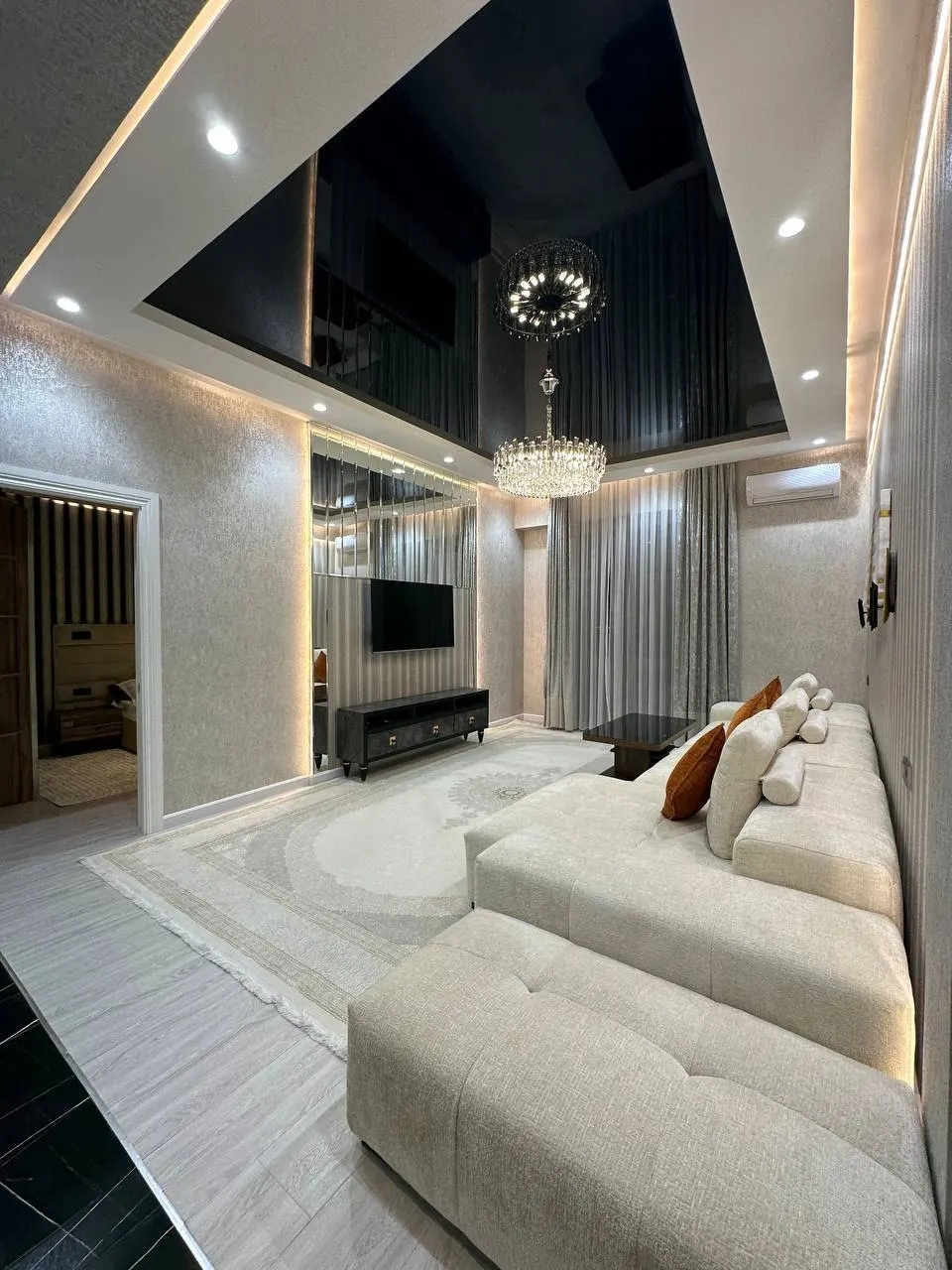 Sotiladi 3 xonali kvartira, 100 m², 7/8 qavat — Mirzo Ulugʻbek tumani