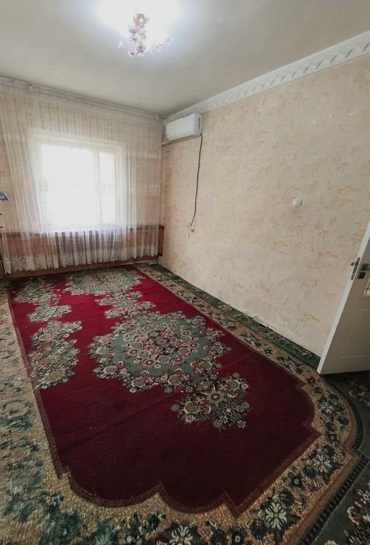 Сотилади 1 хонали квартира, 40 м², 1/5 қават — Сергели тумани