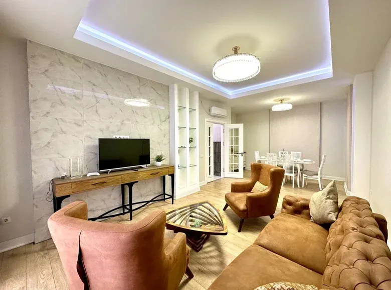 Сдаётся 2-комнатная квартира, 72 м², 5/7 этаж — Шайхантахурский район