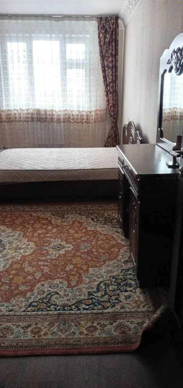 Ijaraga beriladi 2 xonali kvartira, 70 m², 5/7 qavat — Yangihayot tumani