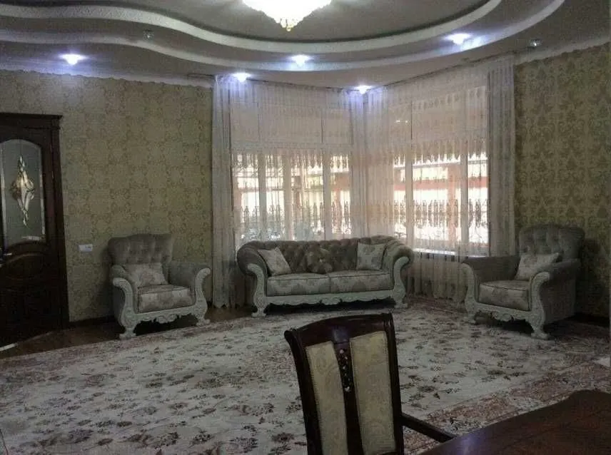 Сдаётся 6-комнатный дом, 8 сот., 560 м² — Мирзо-Улугбекский район