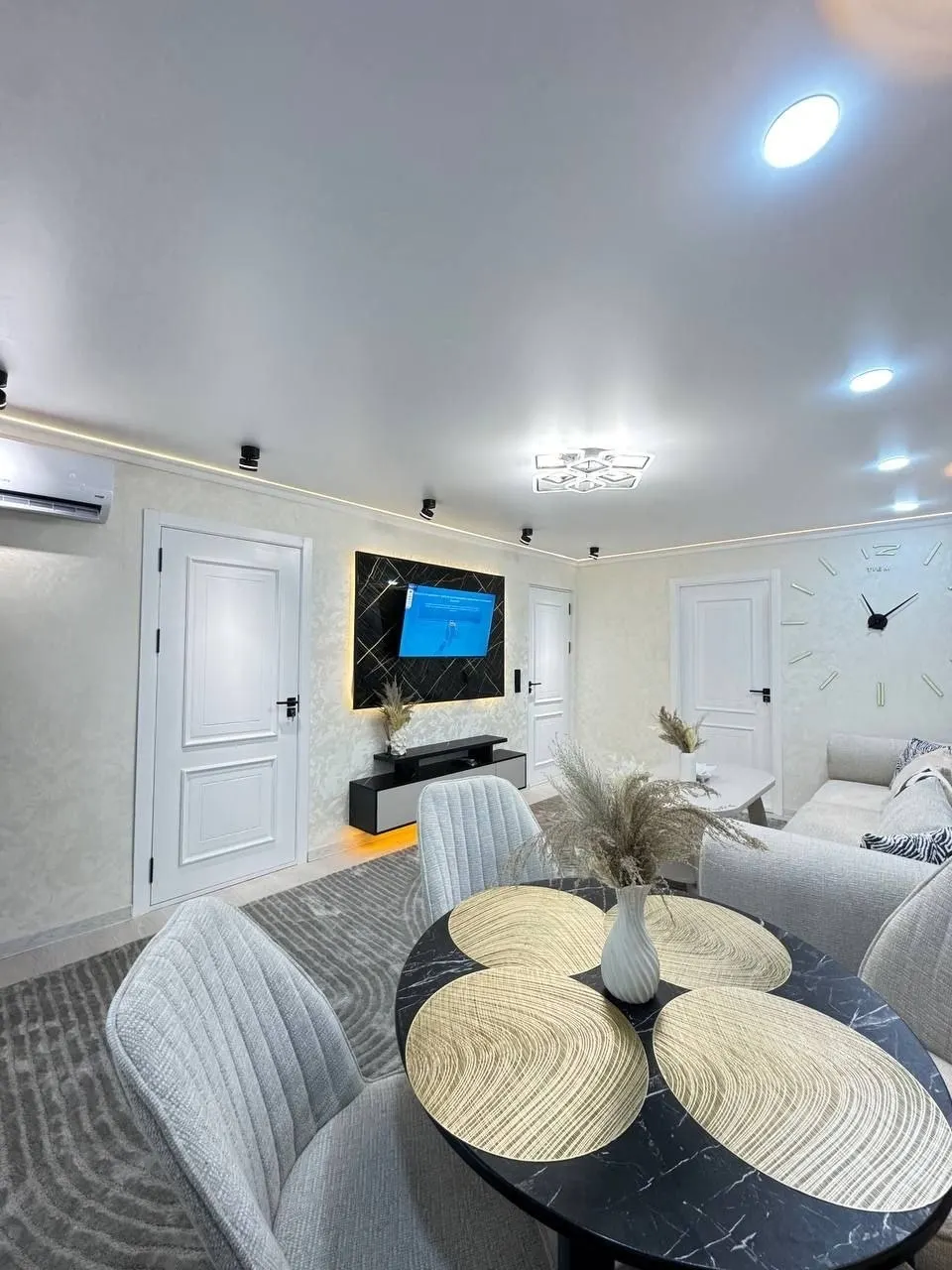 Продаётся 2-комнатная квартира, 54 м², 4/4 этаж — Чиланзарский район