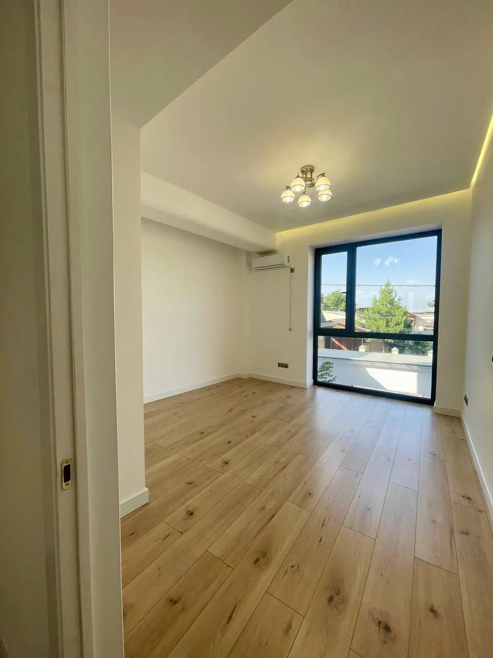 Сотилади 5 хонали ҳовли уй, 2 сотих, 380 м² — Мирзо Улуғбек тумани