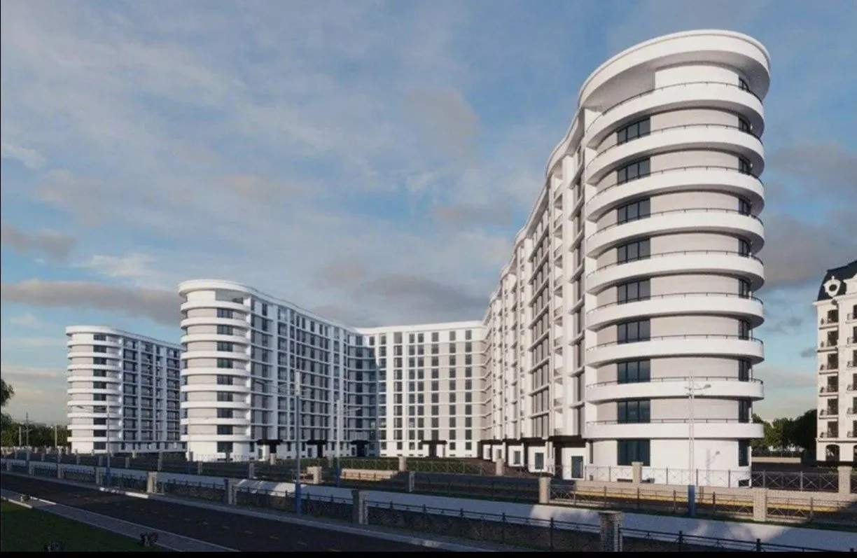 Sotiladi 4 xonali kvartira, 130 m², 5/10 qavat — Yakkasaroy tumani