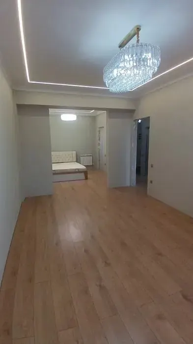 Sotiladi 2 xonali kvartira, 66 m², 2/9 qavat — Yakkasaroy tumani