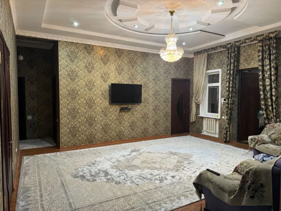 Ijaraga beriladi 5 xonali hovli uy, 200 m² — Yunusobod tumani