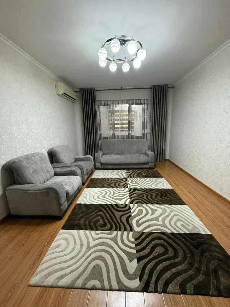 Сдаётся 5-комнатная квартира, 115 м², 2/9 этаж — Мирабадский район