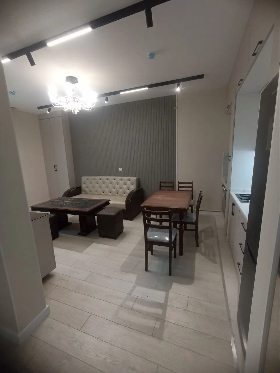 Сдаётся 1-комнатная квартира, 45 м², 8/10 этаж — Чиланзарский район
