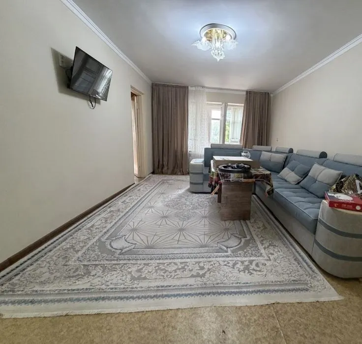 Сотилади 2 хонали квартира, 55 м², 4/4 қават — Мирзо Улуғбек тумани