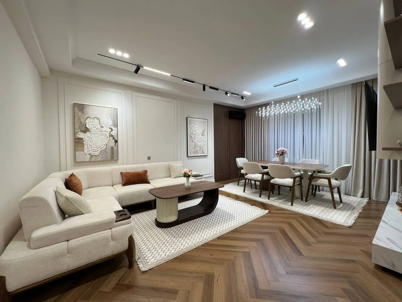 Sotiladi 4 xonali kvartira, 111 m², 2/7 qavat — Yashnobod tumani