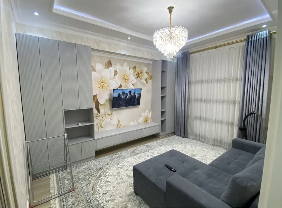 Сдаётся 4-комнатная квартира, 120 м², 1/9 этаж — Яшнабадский район