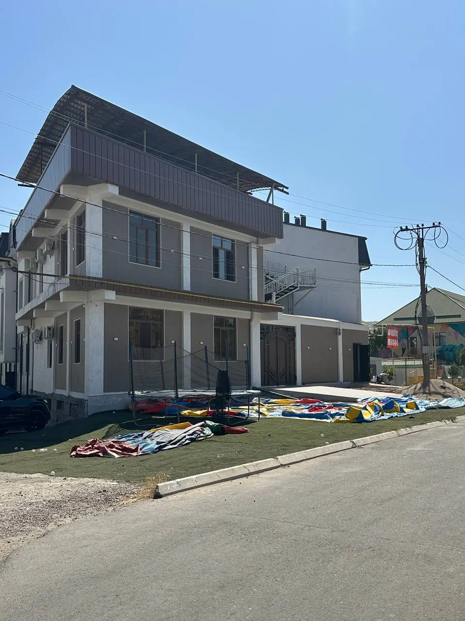 Ижарага берилади тижорат биноси, 140 м² — Янгиҳаёт тумани
