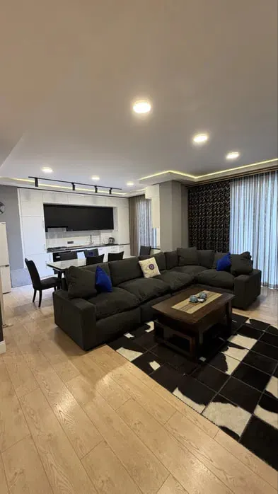 Ижарага берилади 4 хонали квартира, 160 м², 4/7 қават — Яккасарой тумани
