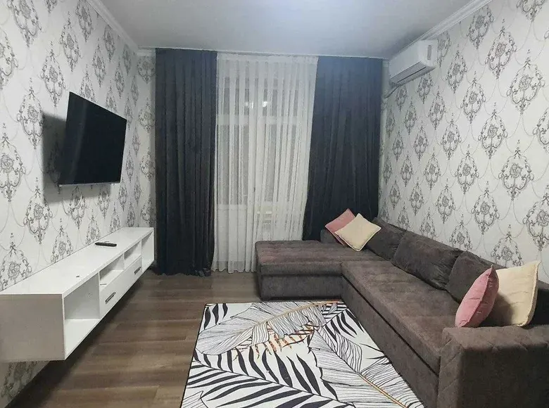 Сдаётся 2-комнатная квартира, 50 м², 8/8 этаж — Яккасарайский район