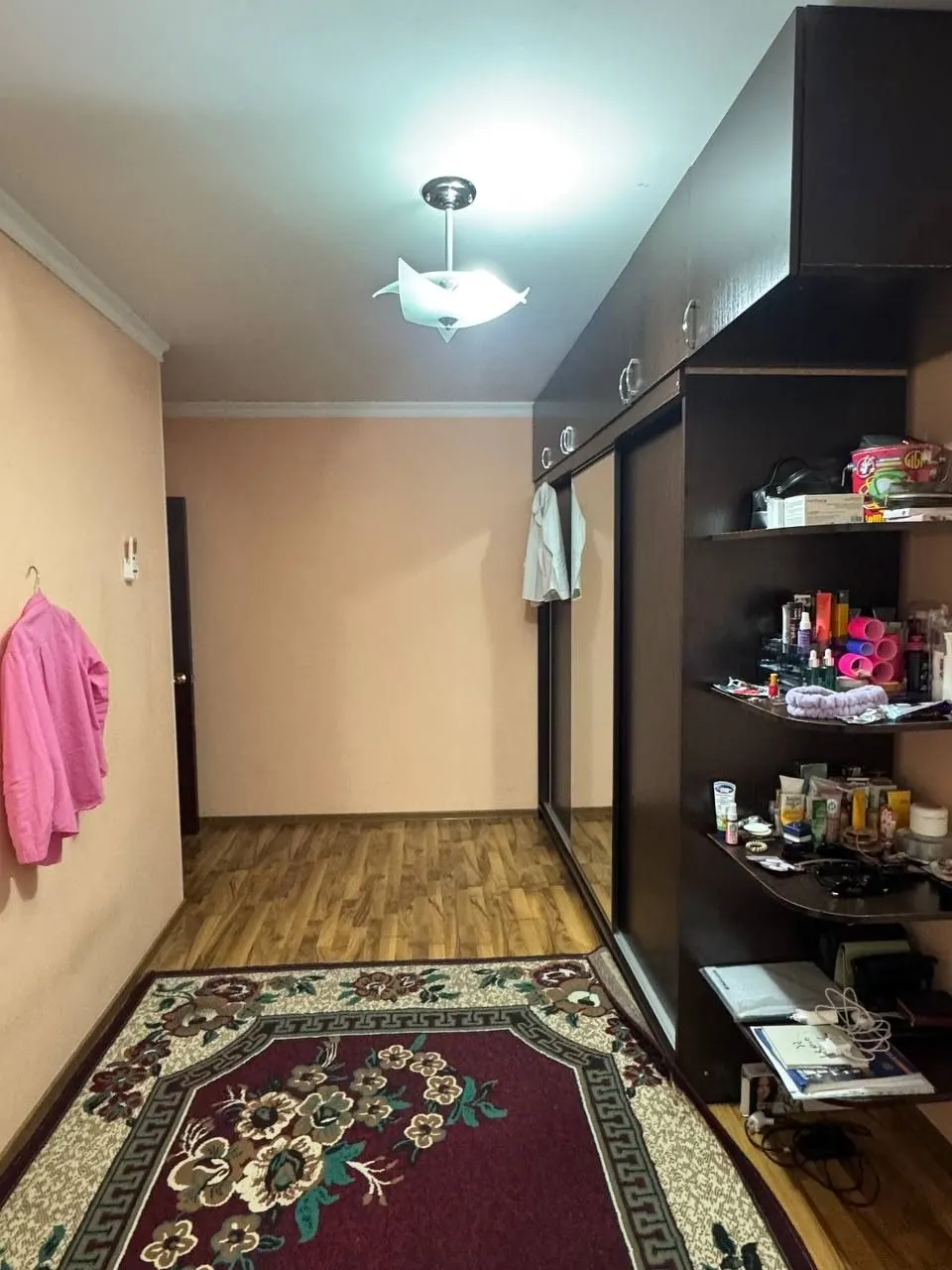 Сотилади 3 хонали квартира, 72 м², 1/4 қават — Яшнобод тумани