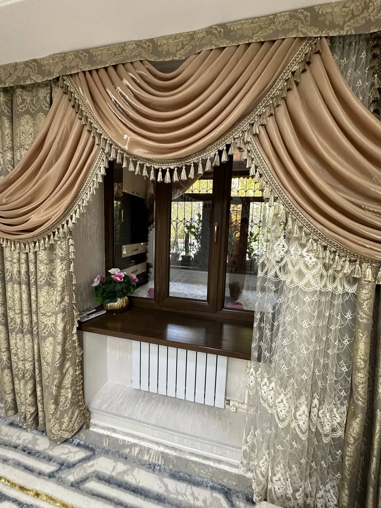 Продаётся 2-комнатная квартира, 54 м², 1/5 этаж — Учтепинский район