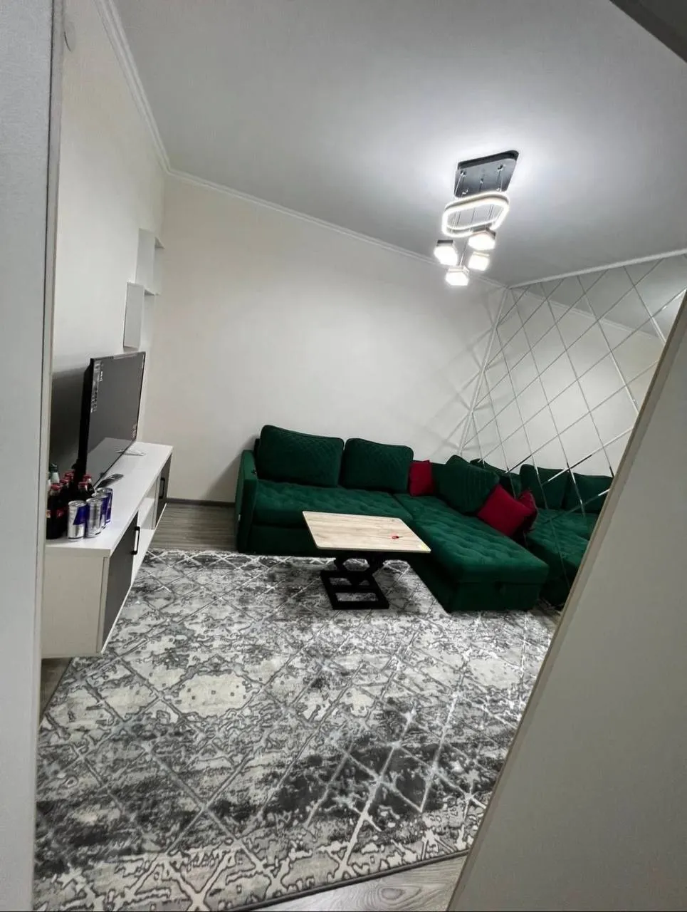 Продаётся 1-комнатная квартира, 36 м², 4/9 этаж — Яшнабадский район