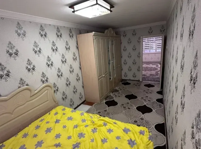 Ижарага берилади 2 хонали квартира, 40 м², 2/4 қават — Миробод тумани