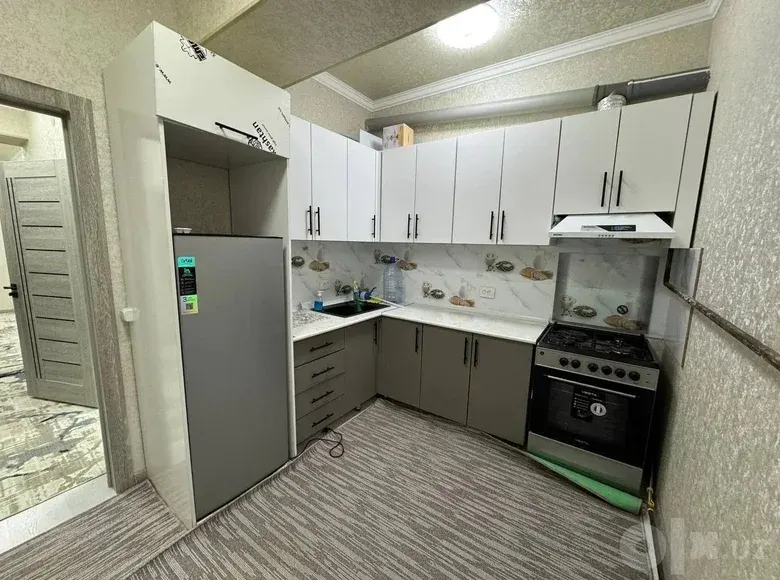 Сдаётся 2-комнатная квартира, 10 м², 2/10 этаж — Гулистан