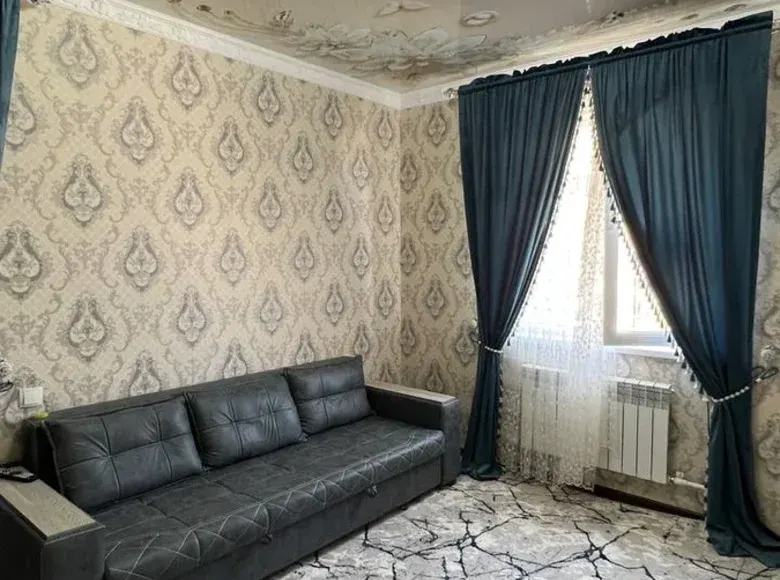 Сотилади 2 хонали квартира, 42 м², 1/4 қават — Фарғона шаҳри