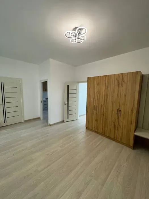 Сотилади 2 хонали квартира, 76 м², 10/10 қават — Сергели тумани