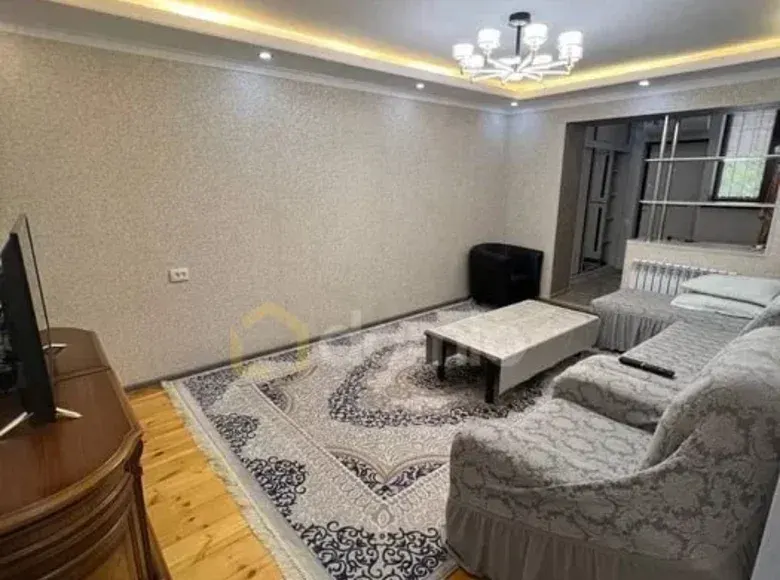 Sotiladi 4 xonali kvartira, 64 m², 1/4 qavat — Chilonzor tumani