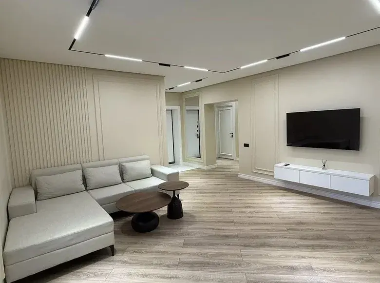 Sotiladi 4 xonali kvartira, 90 m², 3/4 qavat — Mirobod tumani