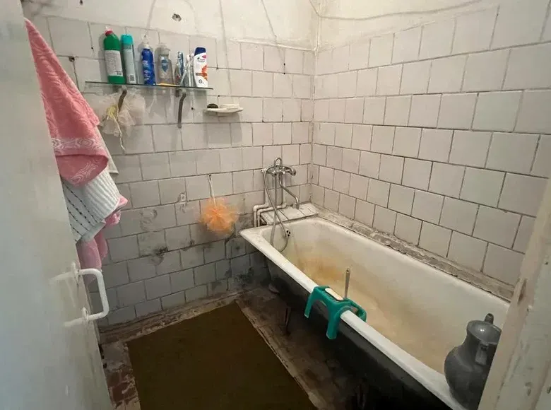 Sotiladi 3 xonali kvartira, 65 m², 1/4 qavat — Fargʻona shahri