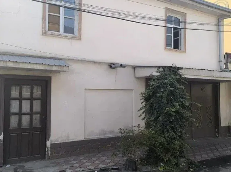 Сотилади 4 хонали ҳовли уй, 140 м² — Миробод тумани