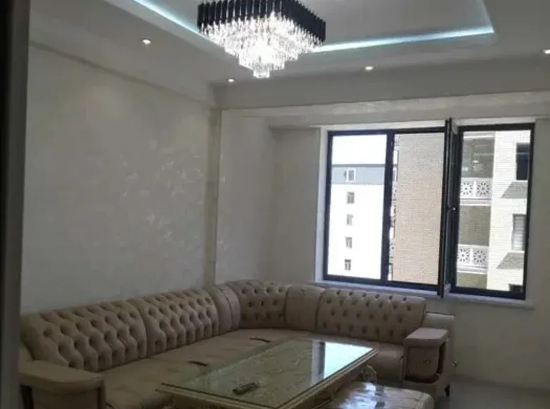Ijaraga beriladi 3 xonali kvartira, 65 m², 4/10 qavat — Yangihayot tumani