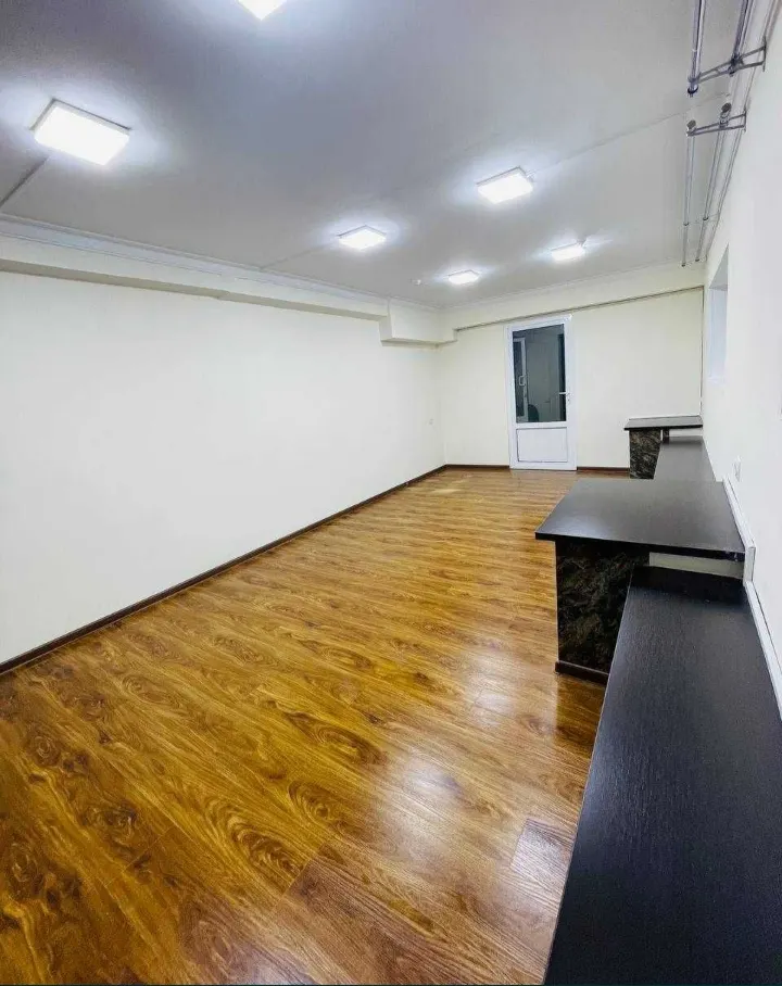 Сдаётся 3-комнатная квартира, 100 м², 1/9 этаж — Мирабадский район