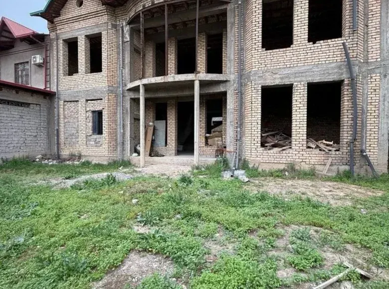 Сотилади 6 хонали ҳовли уй, 6 сотих, 780 м² — Юнусобод тумани