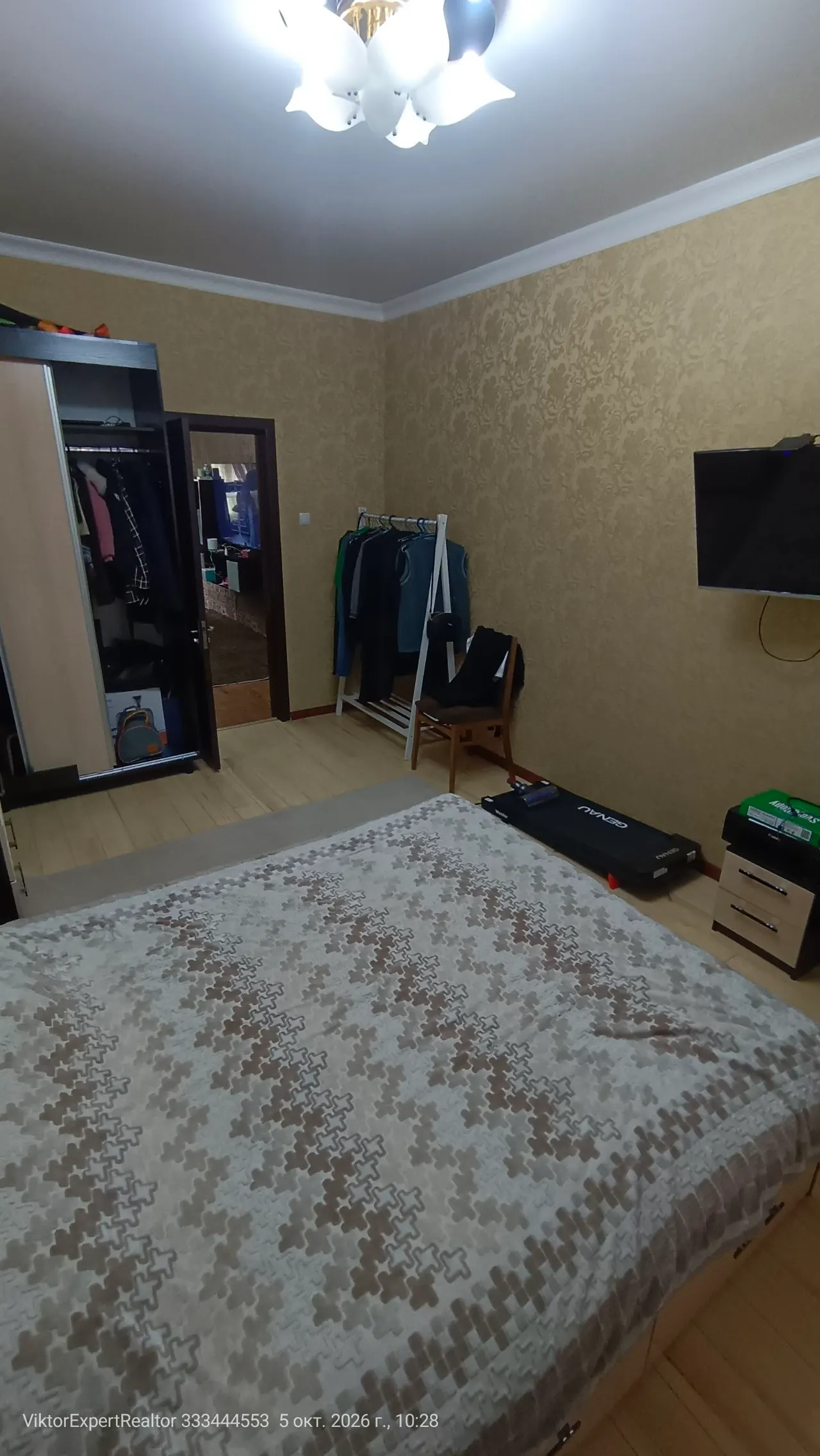 Продаётся 3-комнатная квартира, 68 м², 1/4 этаж — Юнусабадский район
