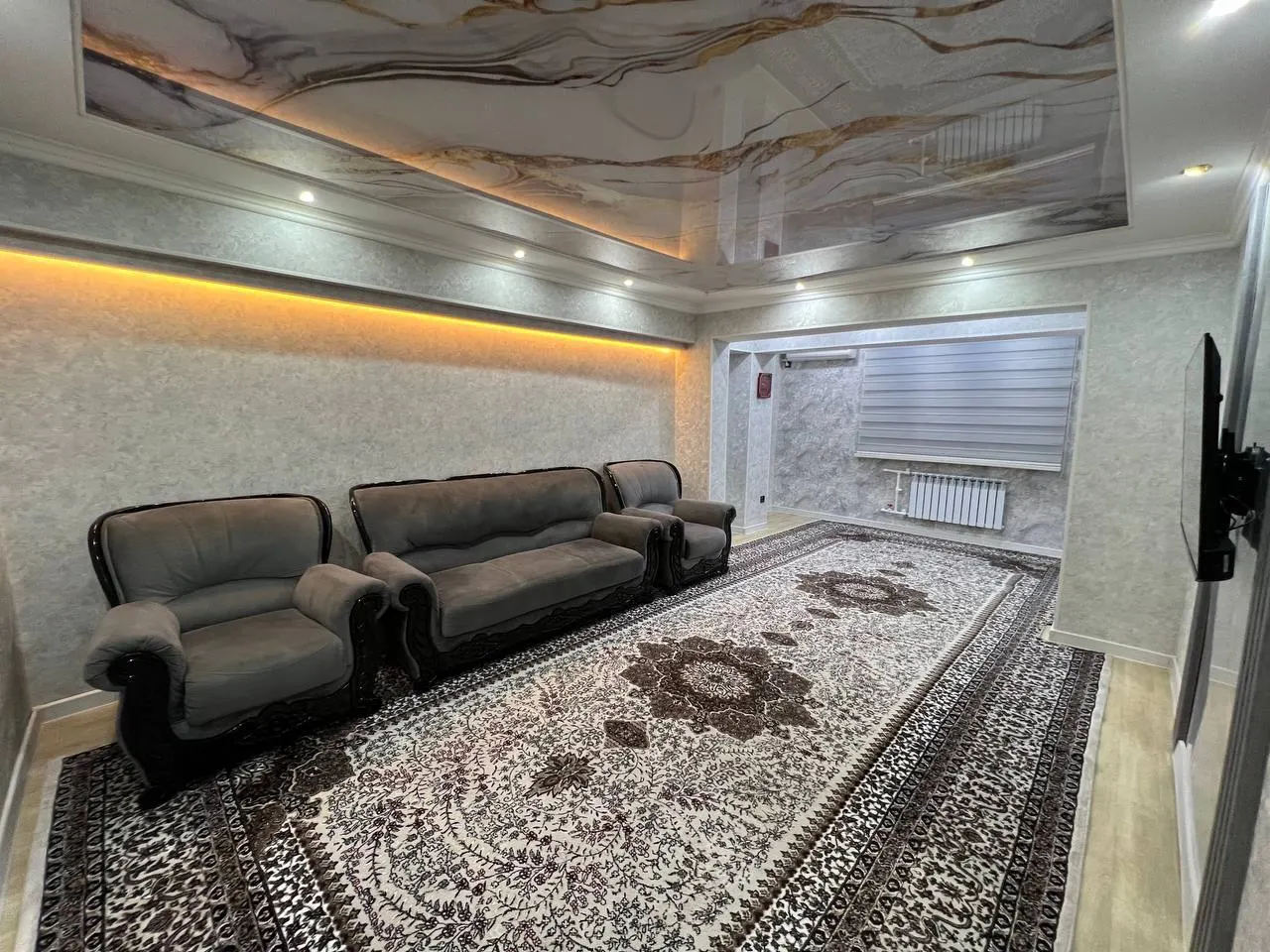 Сдаётся 2-комнатная квартира, 60 м², 3/9 этаж — Яккасарайский район