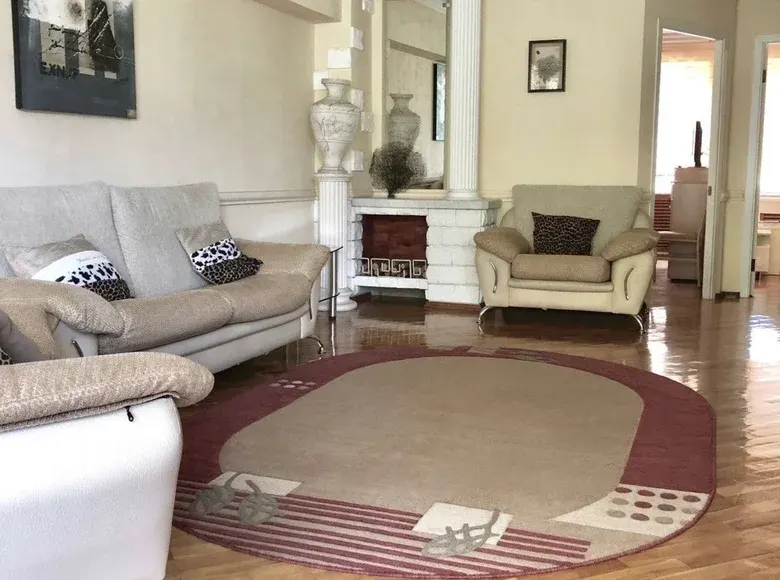 Сотилади 3 хонали квартира, 70 м², 3/4 қават — Миробод тумани