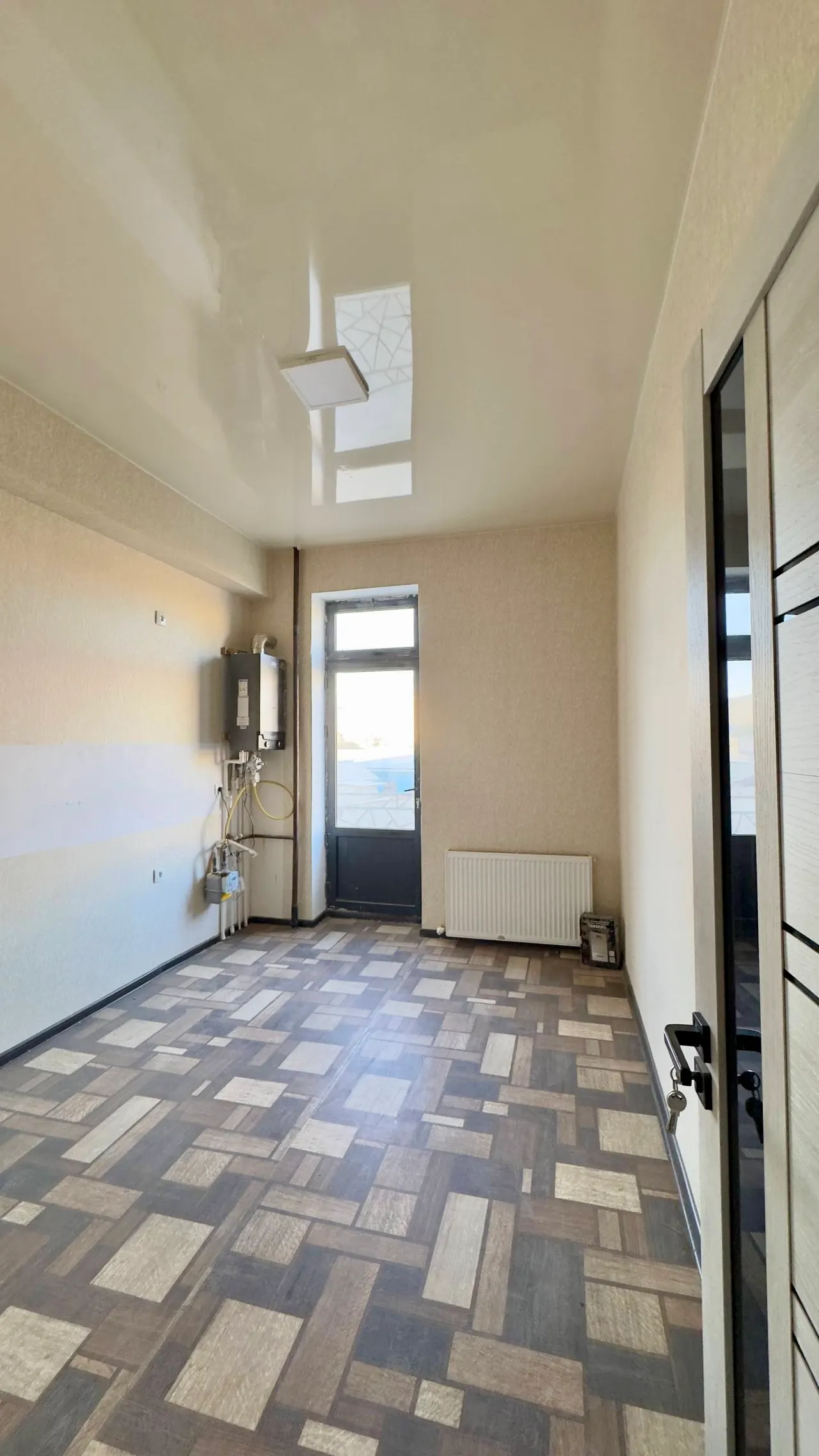 Sotiladi 2 xonali kvartira, 57 m², 2/7 qavat — Buxoro shahri