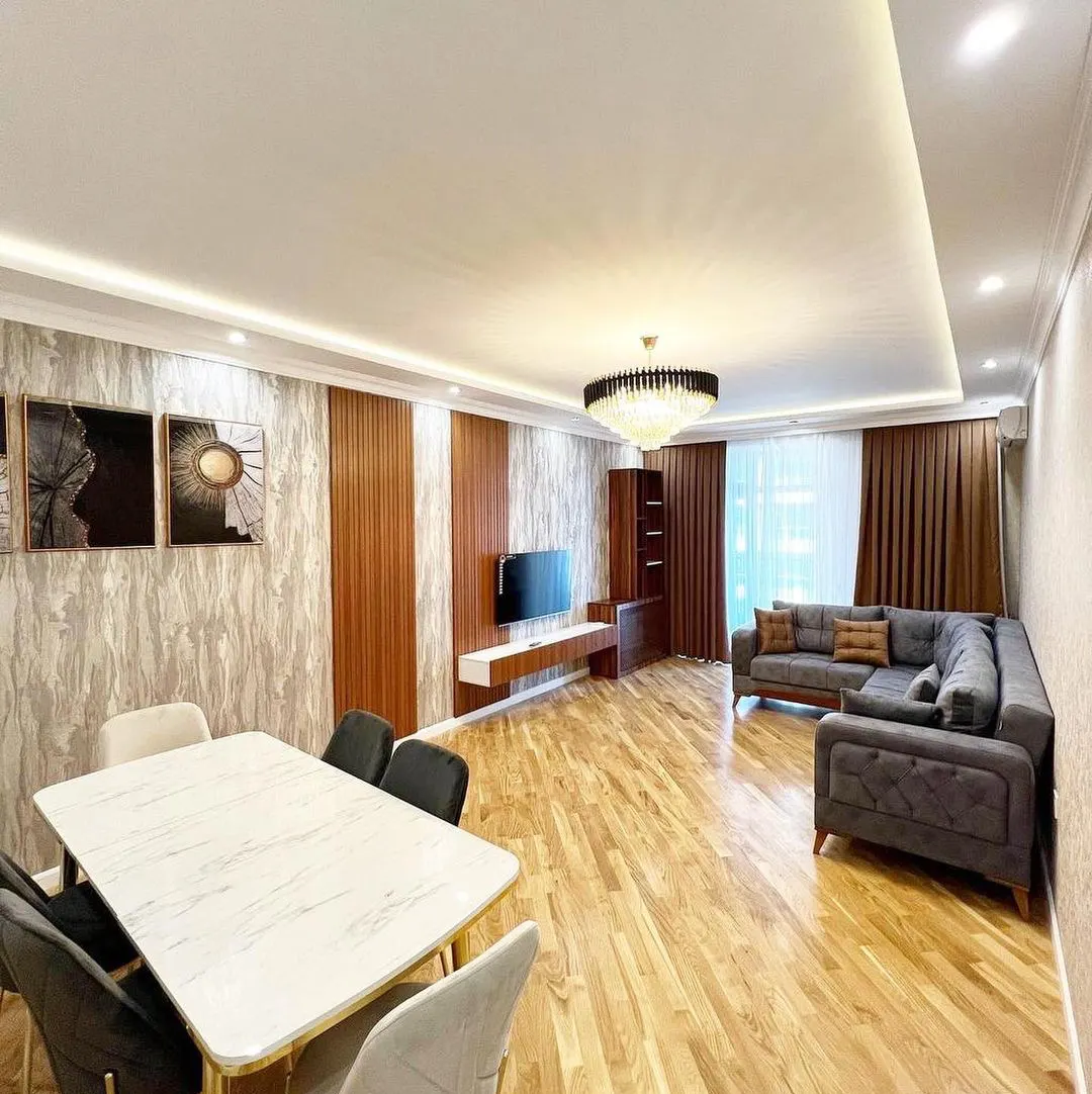 Сдаётся 3-комнатная квартира, 128 м², 4/8 этаж — Мирабадский район