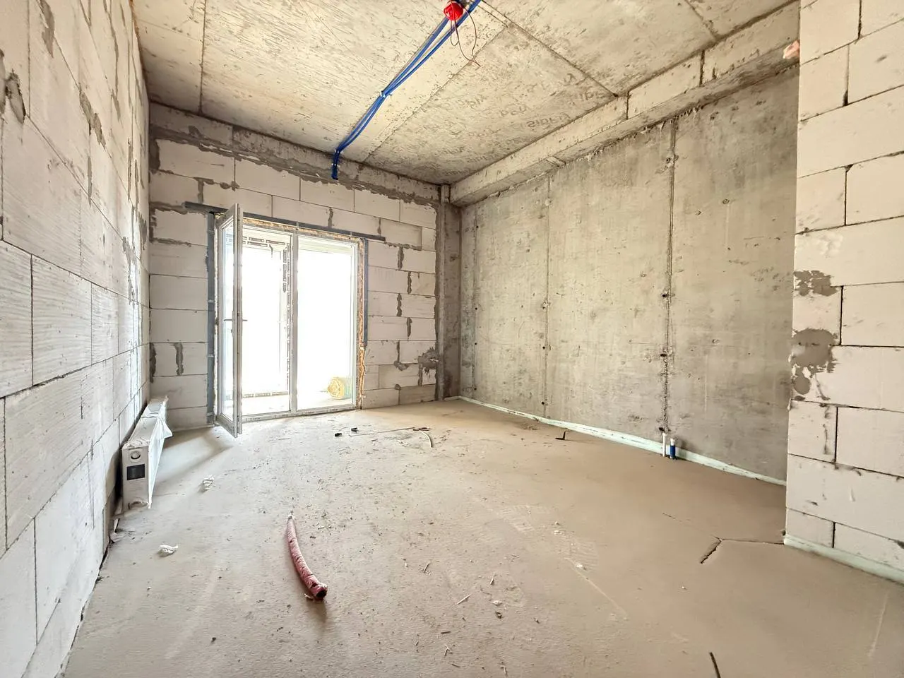Sotiladi 3 xonali kvartira, 85 m², 1/10 qavat — Shayxontohur tumani