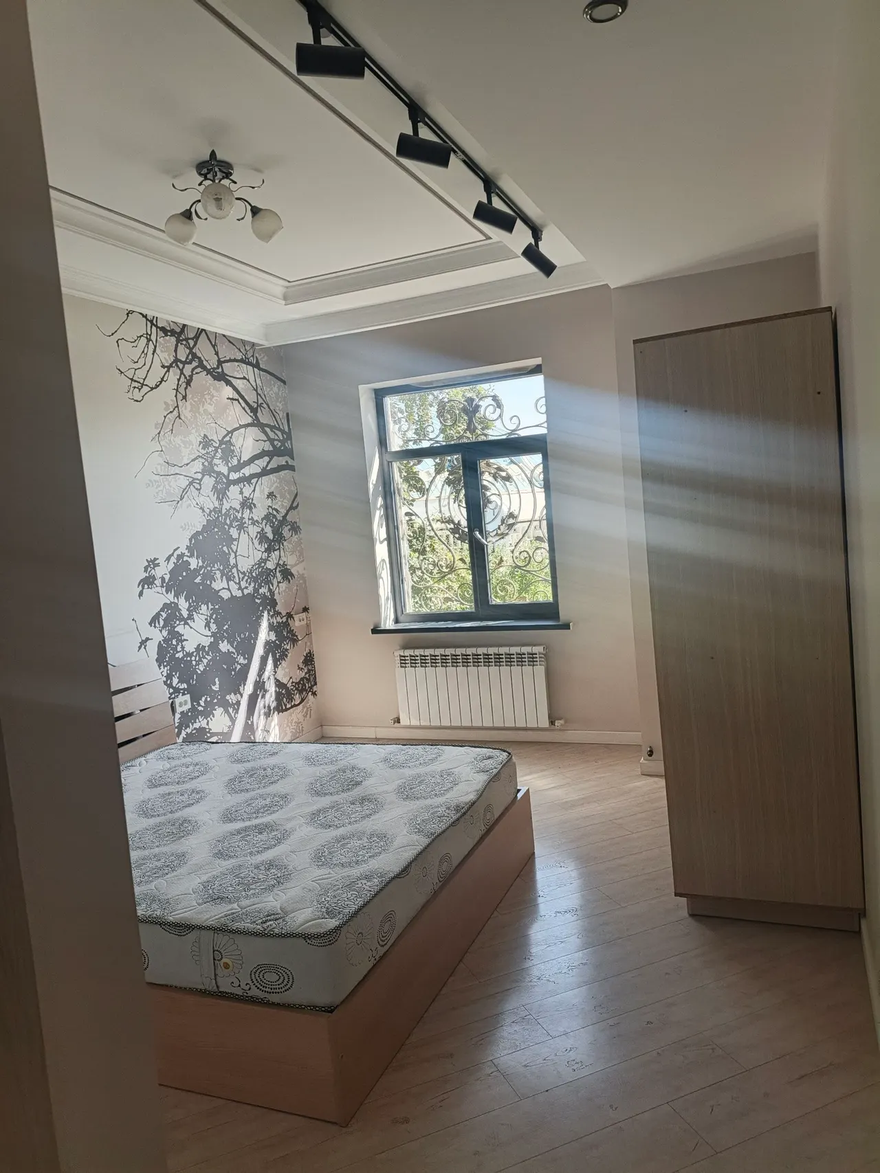 Сдаётся 3-комнатная квартира, 120 м², 4/5 этаж — Шайхантахурский район