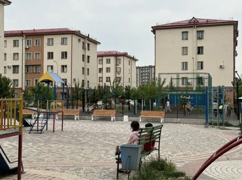 Sotiladi 2 xonali kvartira, 49 m², 4/5 qavat — Yashnobod tumani