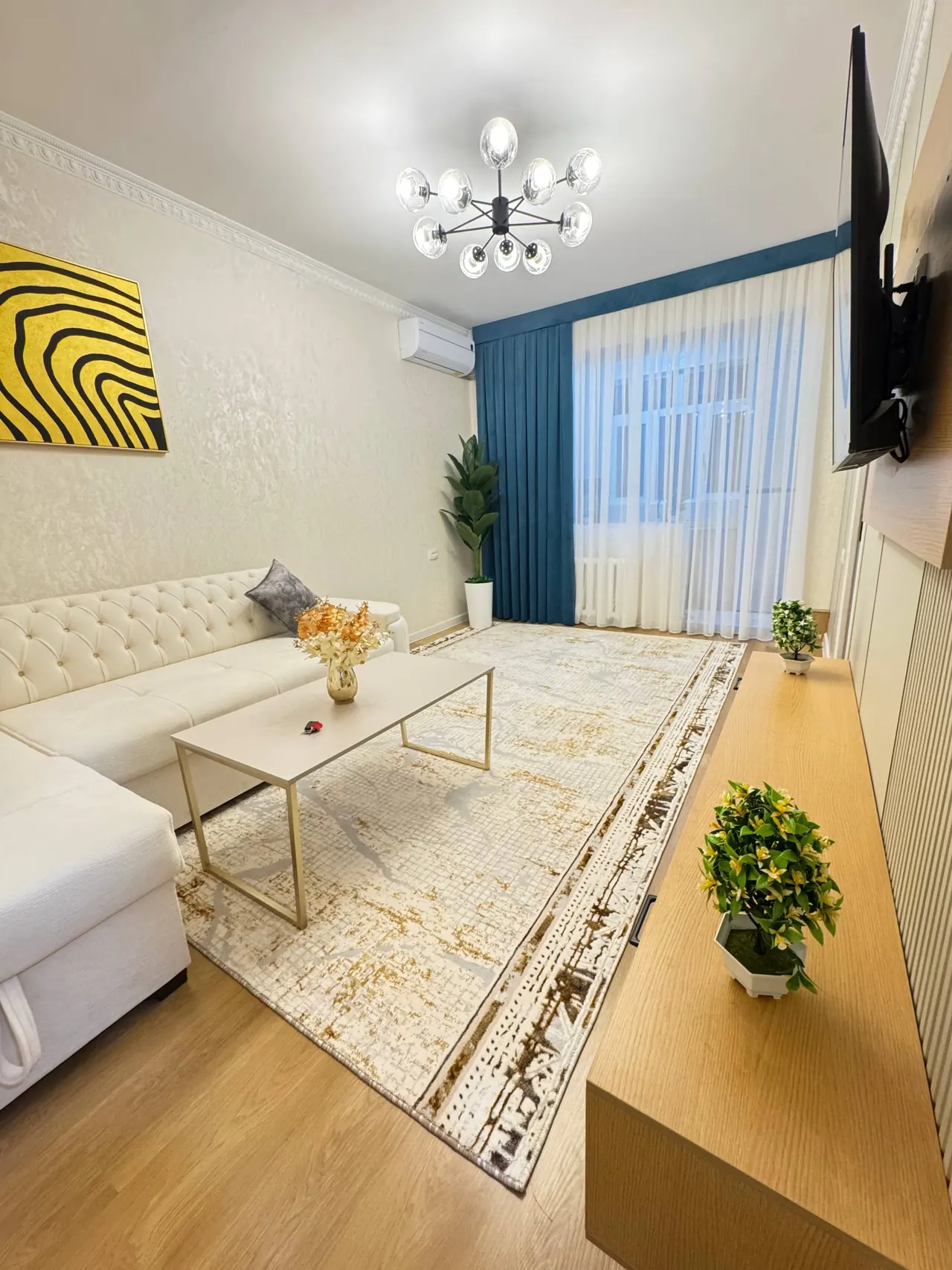 Продаётся 3-комнатная квартира, 52 м², 3/5 этаж — Чиланзарский район