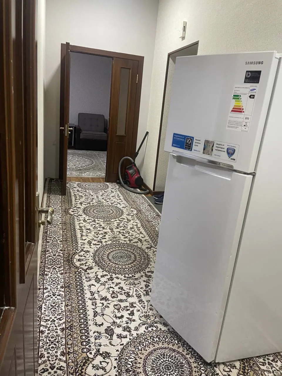 Продаётся 2-комнатная квартира, 40 м², 3/3 этаж — Яшнабадский район