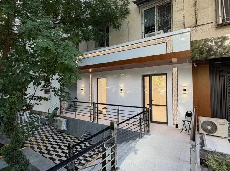 Сотилади тижорат биноси, 90 м² — Миробод тумани